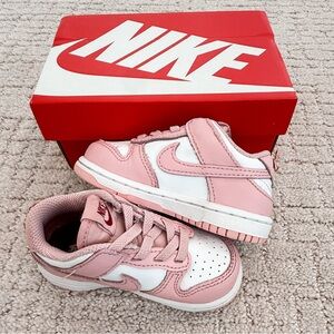 Nike Toddler Sneakers in Pink and White